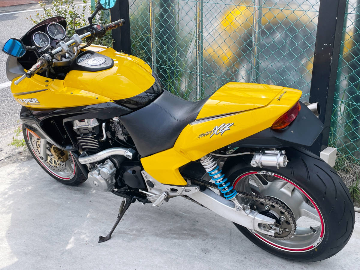 Honda x4 фото