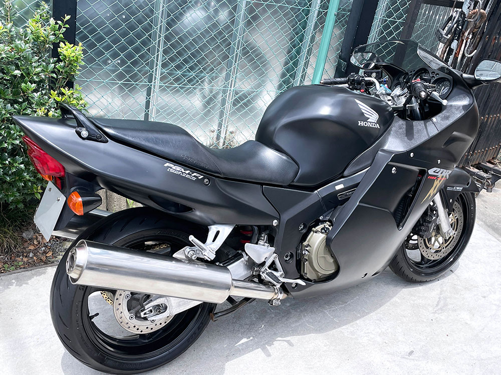 おしゃれ CBR1100XX スーパーブラックバード アップハンドルキット