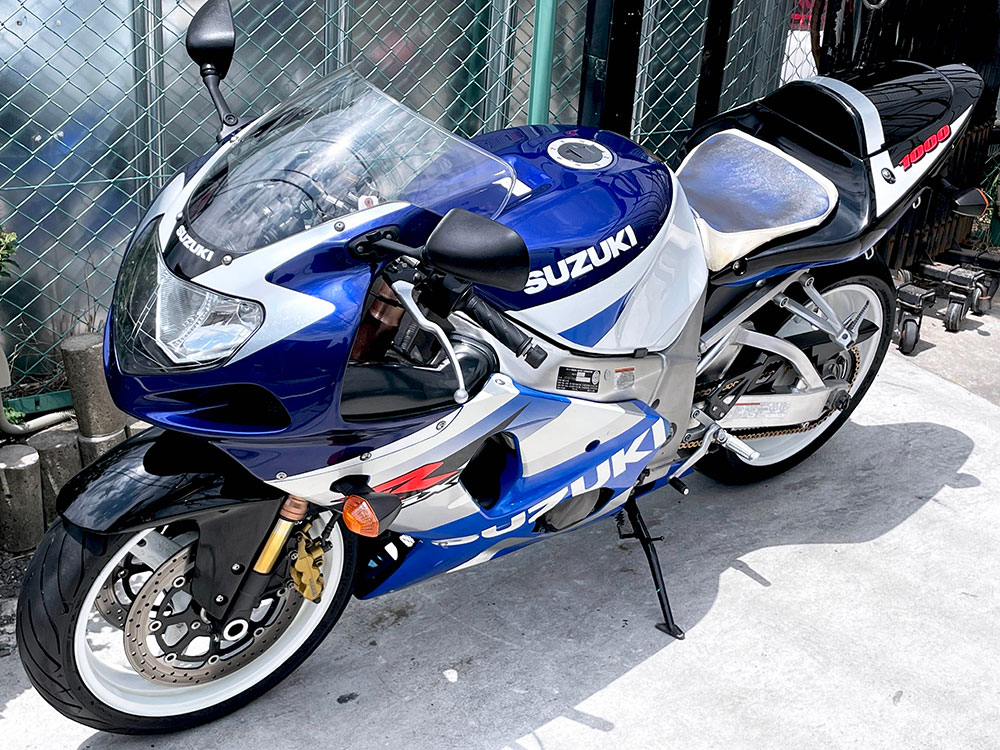 スズキ　GSX-R1000  K1  車検令和5年8月まで！全コミ価格！最終値下げ！ スズキ GSX-R1000 K1 車検令和5年8月まで！全コミ価格！最終