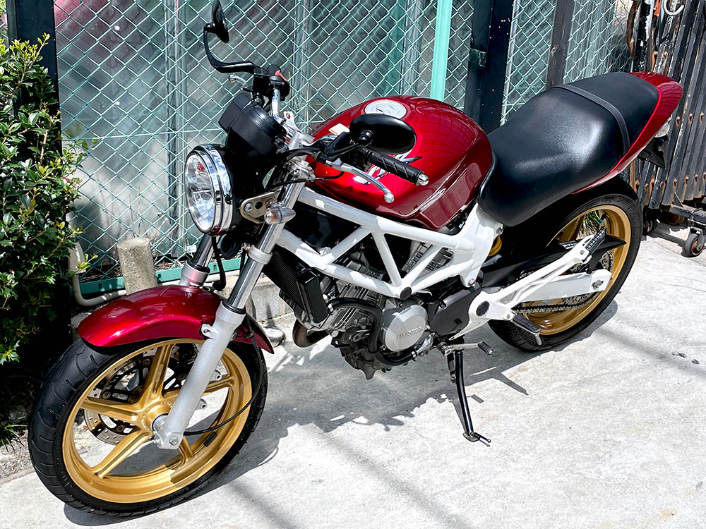 ☆お支払い総額10.8万円☆ ホンダ VTR250 MC33 激安250MT入荷