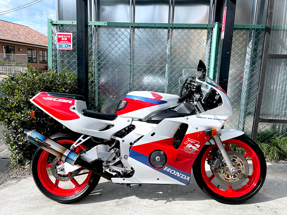 HONDA CBR250RR MC22 – 京都のバイクショップSPEC-M(スペックエム