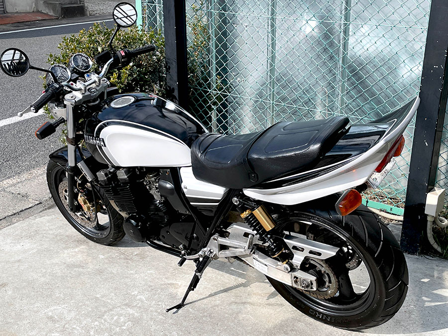YAMAHA XJR400 4HM – 京都のバイクショップSPEC-M(スペックエム