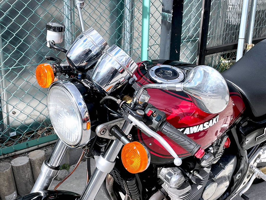 ゼファー750 サイドカバー 右 茶M カワサキ 純正 バイク 部品 ZR750C ZEPHYR750 キャンディダイヤモンドブラウン 割れ欠け無し 品薄 希少品 車検 Genuine:22321998