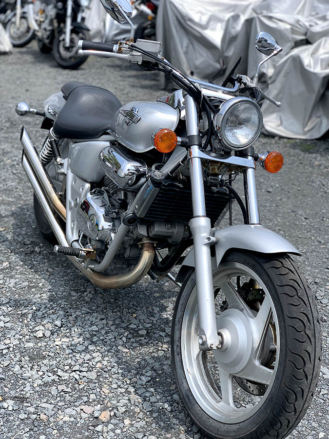 京都 中古バイク ホンダ HONDA V‑TWIN MAGNA250 – 京都のバイクショップSPEC-M