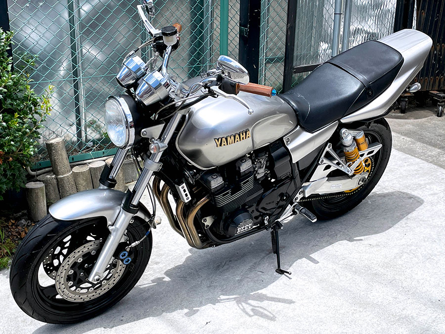 YAMAHA XJR400R RH02J – 京都のバイクショップSPEC-M（スペック