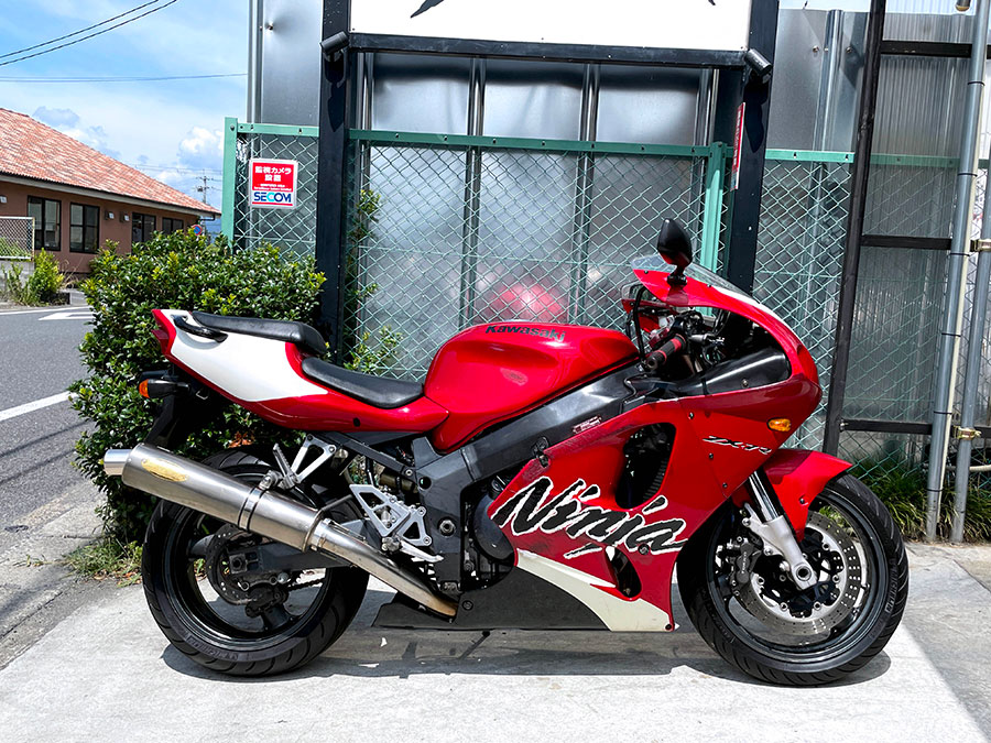 KAWASAKI ZX-7R ZX750P – 京都のバイクショップSPEC-M(スペック KAWASAKI ZX-7R ZX750P – 京都のバイクショップSPEC-M(スペック