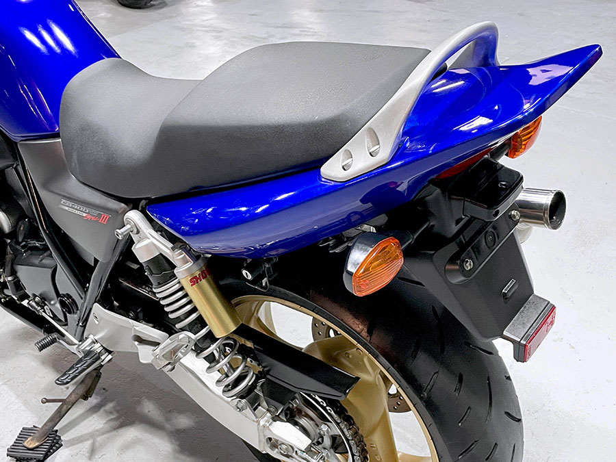 HONDA CB400SuperFour SPEC3 NC39 – 京都のバイクショップSPEC-M