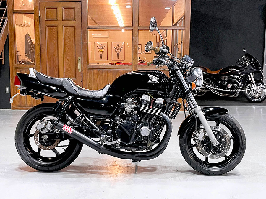 HONDA CB750 RC42 – 京都のバイクショップSPEC-M（スペックエム