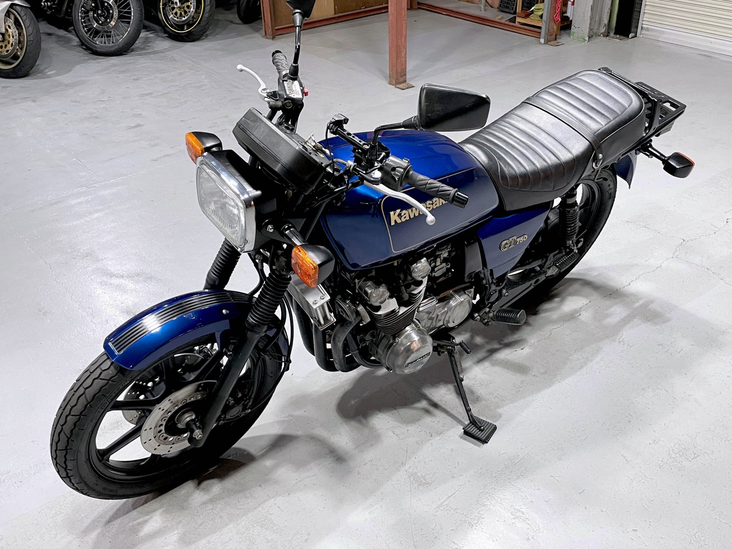 KAWASAKI Z750GT KZ750P 逆車 – 京都のバイクショップSPEC-M 4743