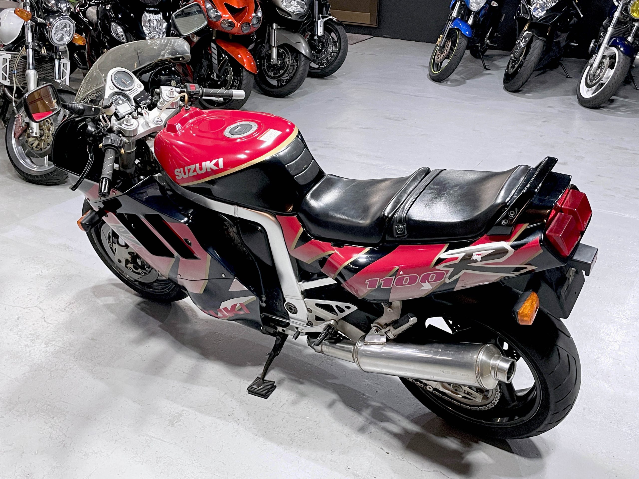 送料Lサイズ】SUZUKI GV73A-1058** GSX-R1100 スイングアーム リア 