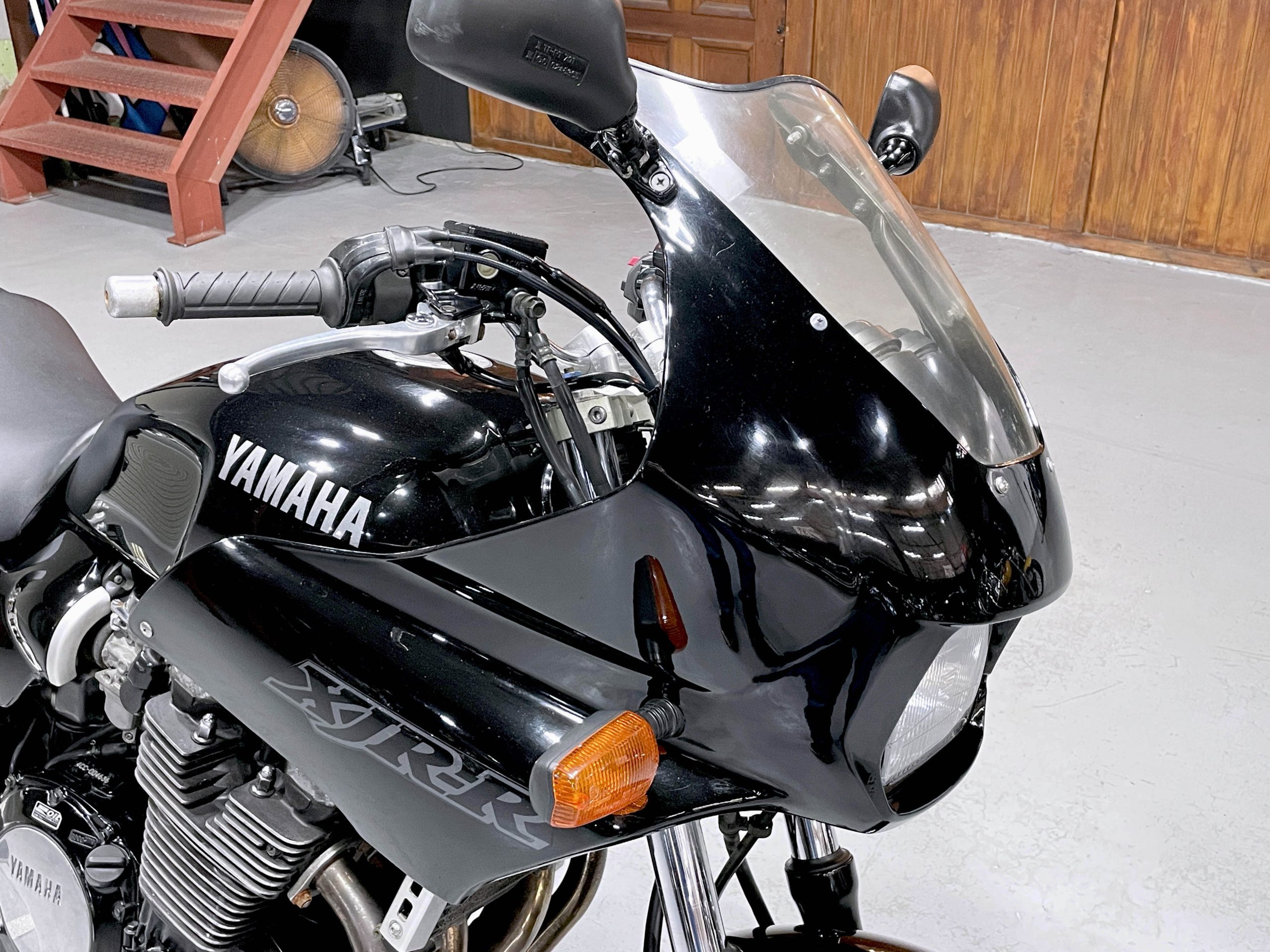 XJR1200のキレイなのが入荷しました。 : パーツランド