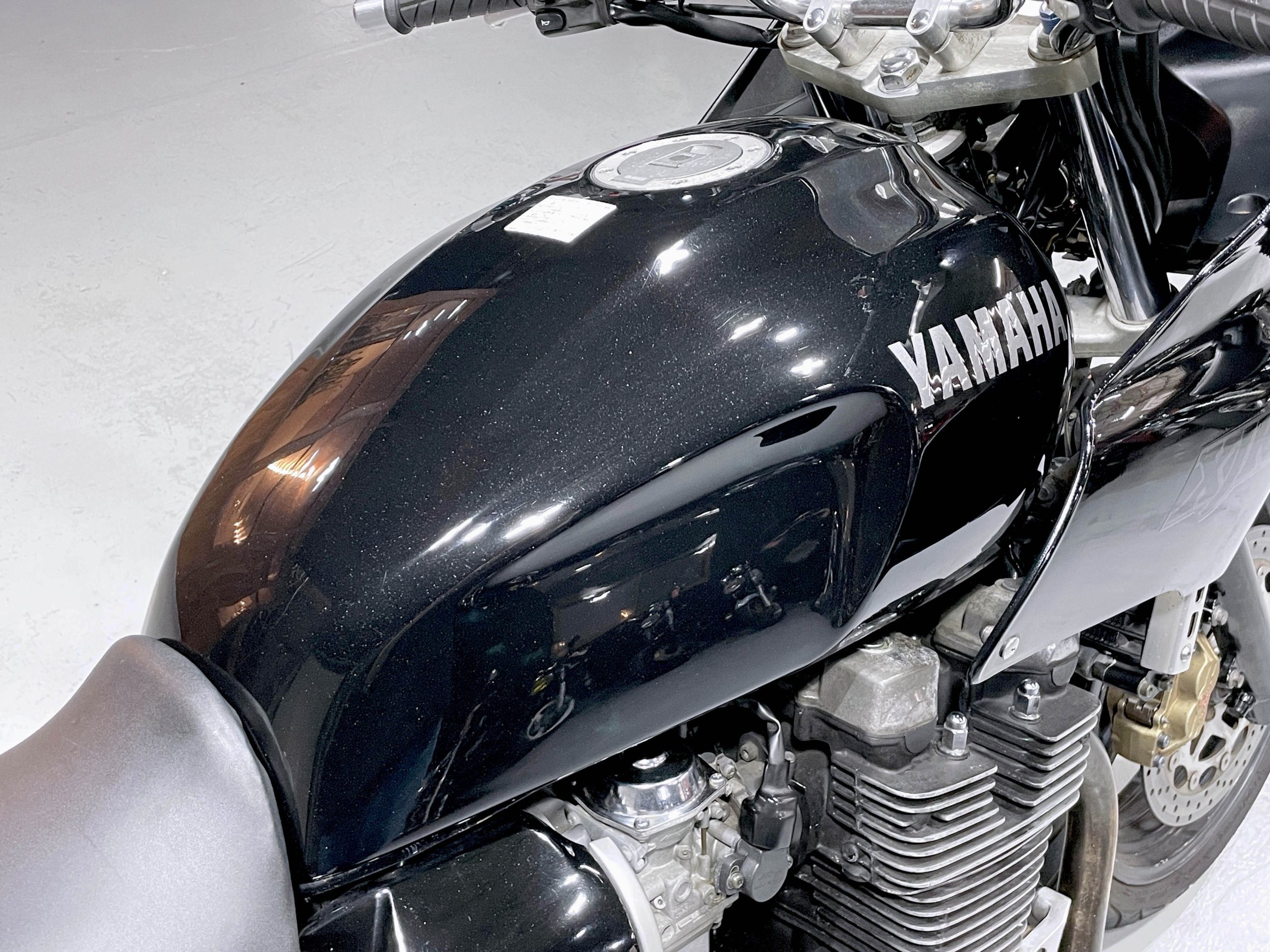 YAMAHA XJR1200R 4KG – 京都のバイクショップSPEC-M（スペック