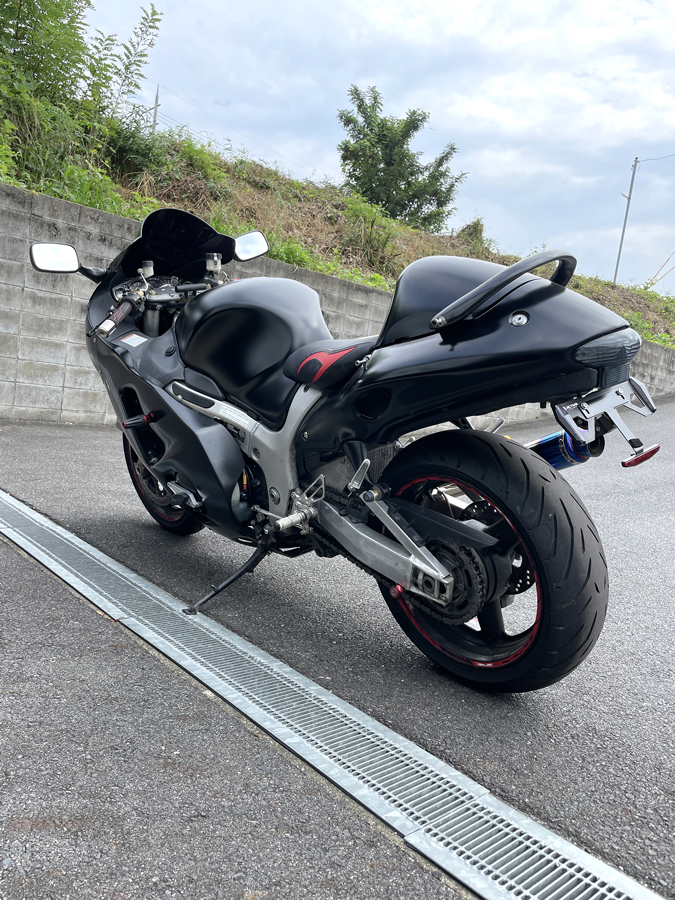 SUZUKI GSX1300R HAYABUSA – 4831 京都 中古バイク販売整備