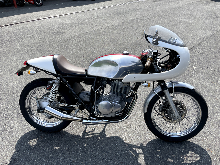 中古バイク HONDA CB400SS UrbanCafe｜NC41 – 京都のバイク