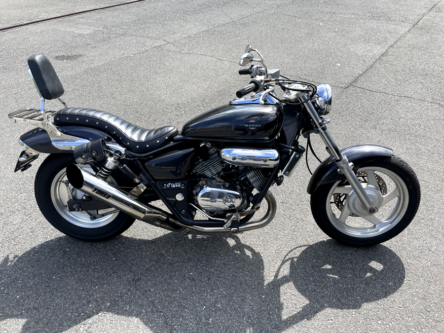 ヅカ氏　HONDA ホンダ V-TWIN マグナ250 MC29 シート ヅカ氏 HONDA ホンダ V-TWIN マグナ250 MC29 シート ホンダ MC29