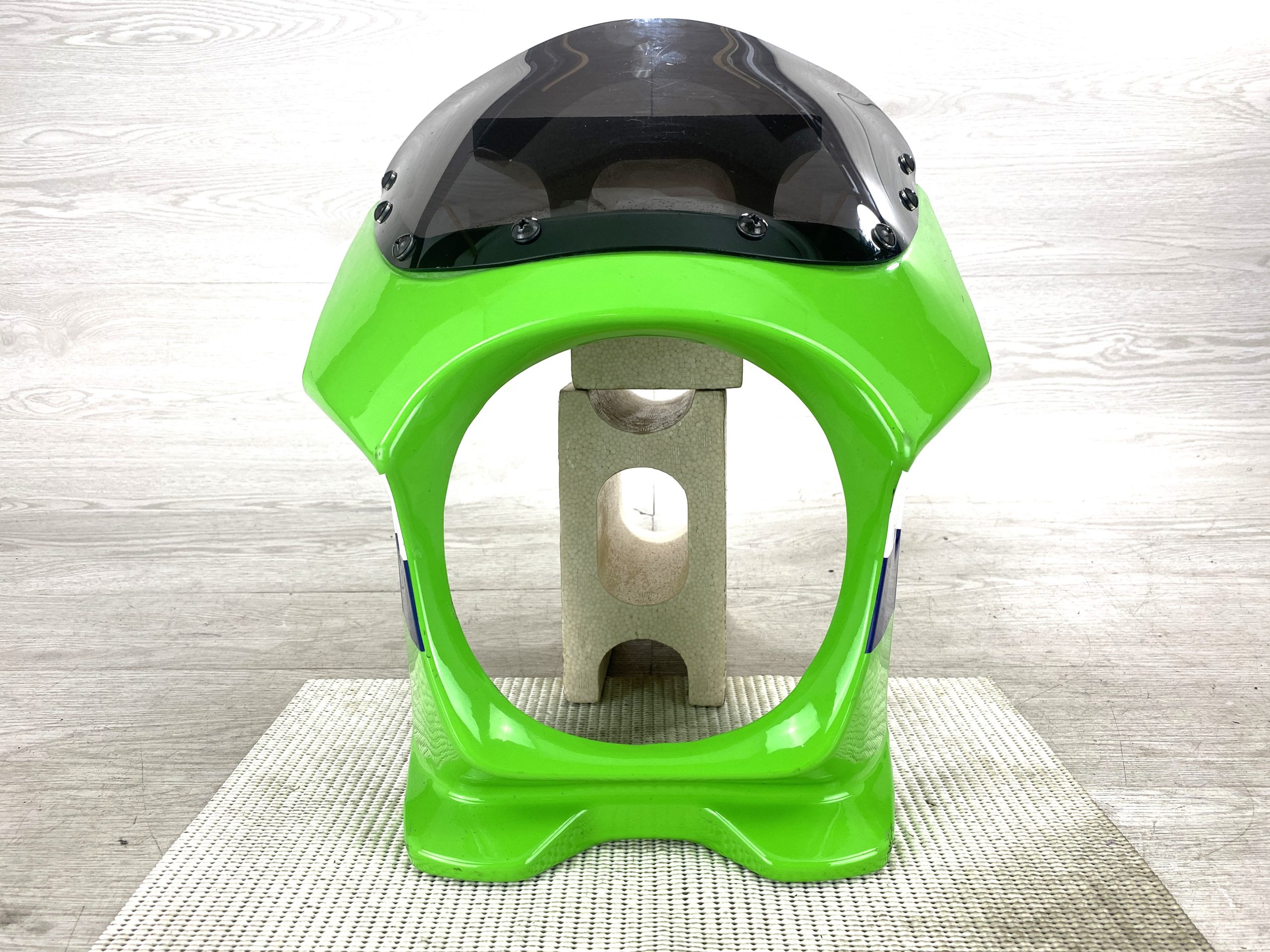 グリン様　ZXR250　フロントカウル　スクリーン付き　ブーメラン グリン様 ZXR250 フロントカウル スクリーン付き ブーメラン