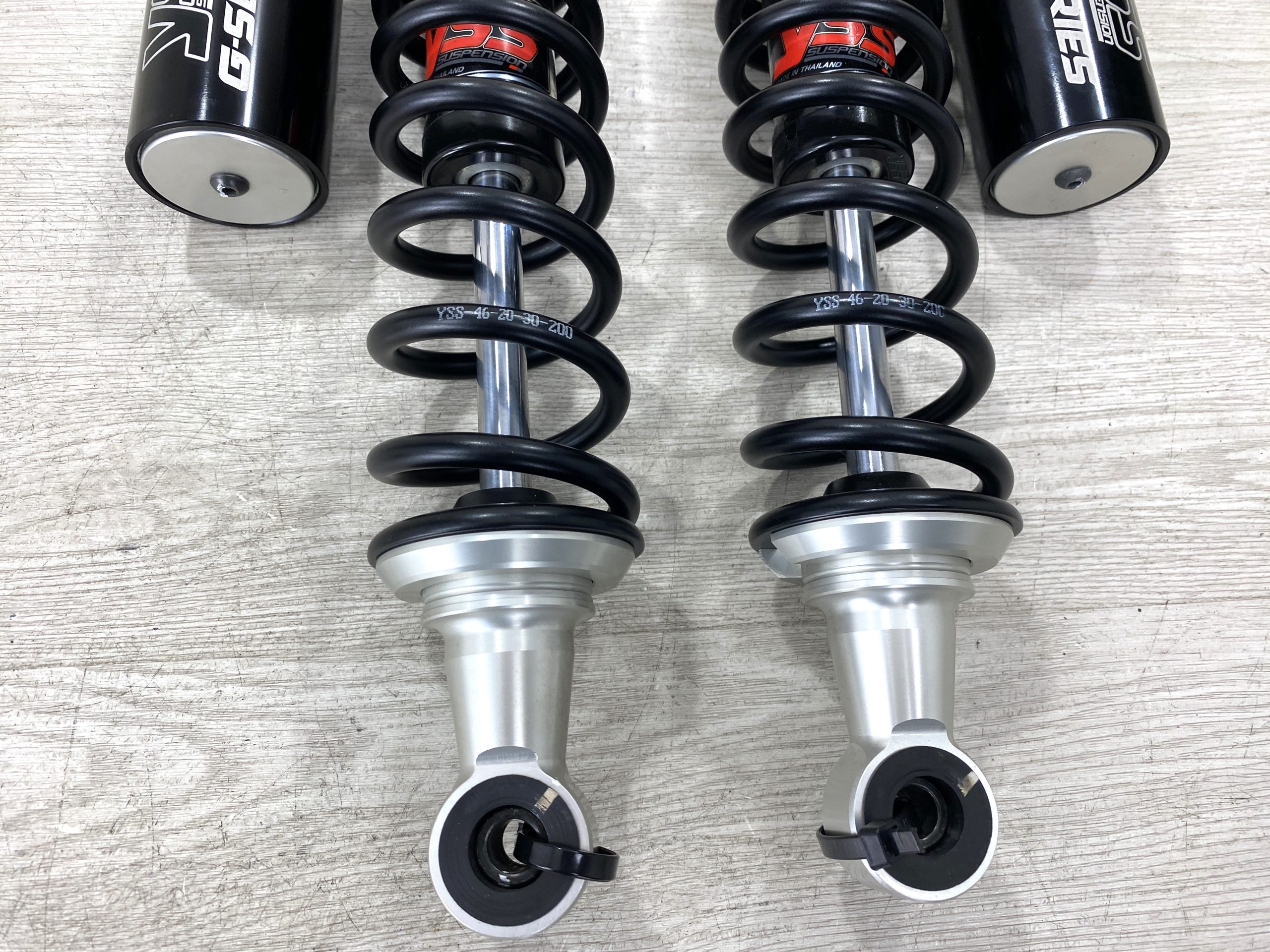 CB400SF/SB NC39/NC42 YSS製リアサスペンション VTEC – 京都のバイク